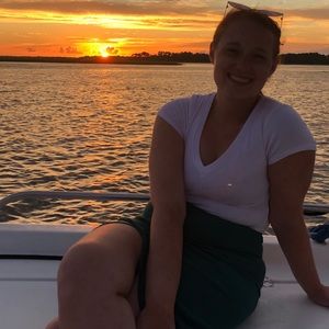 Meet your Posher, Danielle